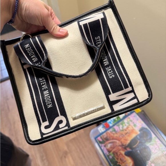 Steve Madden Canvas Tote Bag - Black and Cream - Picture 4 of 5